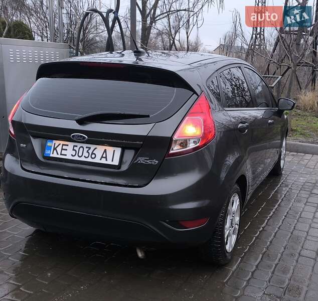 Хэтчбек Ford Fiesta 2014 в Кривом Роге фото 2 Хэтчбек Ford Fiesta 2014 в Кривом Роге