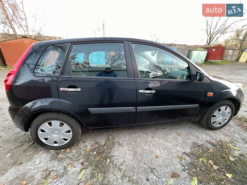 Хэтчбек Ford Fiesta 2008 в Запорожье