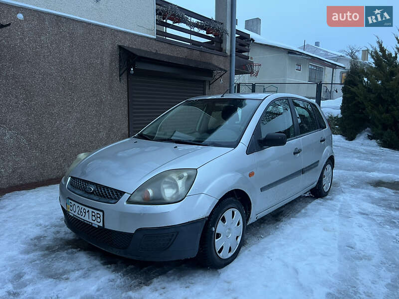 Хэтчбек Ford Fiesta 2006 в Тернополе