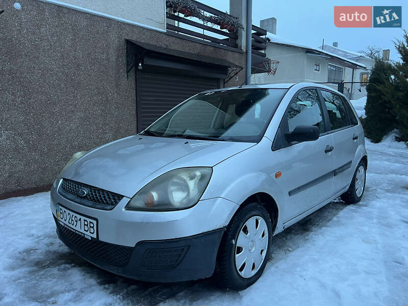Хэтчбек Ford Fiesta 2006 в Тернополе