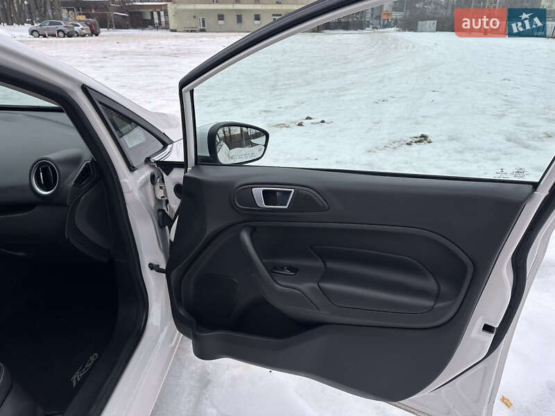 Хетчбек Ford Fiesta 2017 в Харкові фото 15 Хетчбек Ford Fiesta 2017 в Харкові