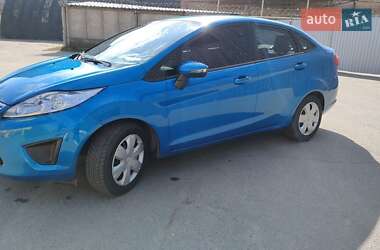 Седан Ford Fiesta 2013 в Кропивницком
