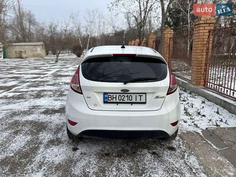 Хэтчбек Ford Fiesta 2014 в Николаеве фото 5 Хэтчбек Ford Fiesta 2014 в Николаеве