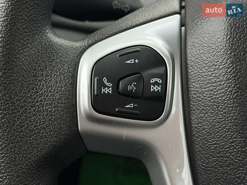 Седан Ford Fiesta 2017 в Миколаєві