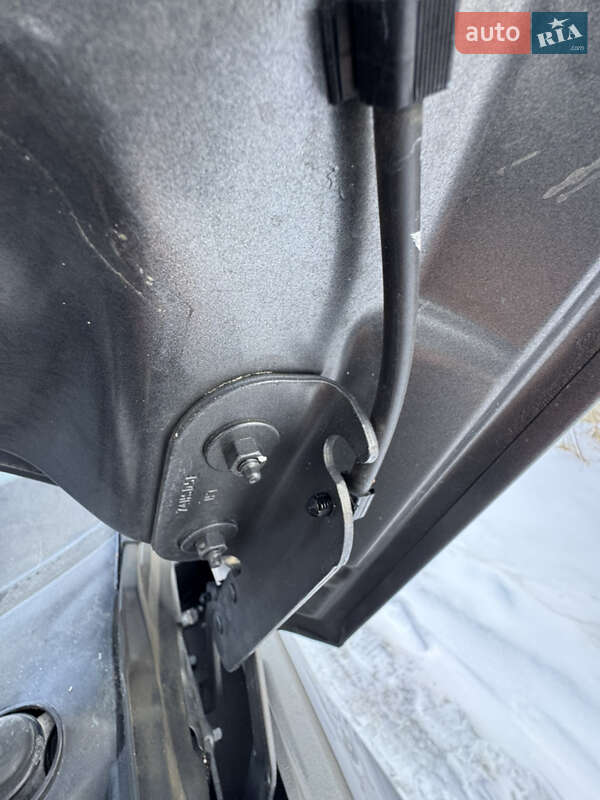 Седан Ford Fiesta 2015 в Львові