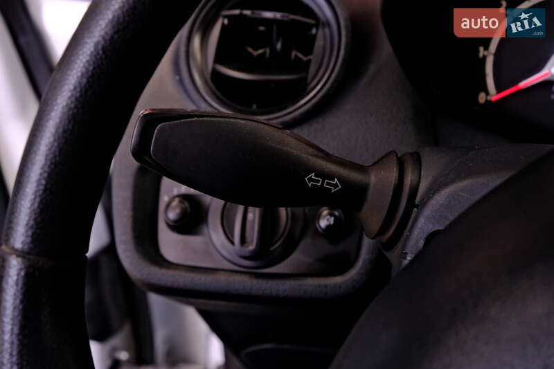 Хетчбек Ford Fiesta 2012 в Одесі фото 21 Хетчбек Ford Fiesta 2012 в Одесі