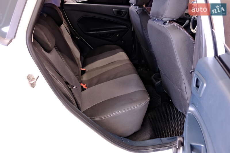 Хетчбек Ford Fiesta 2012 в Одесі фото 30 Хетчбек Ford Fiesta 2012 в Одесі
