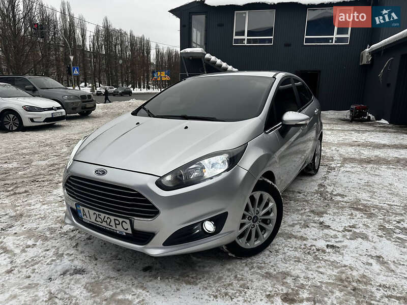 Седан Ford Fiesta 2017 в Києві