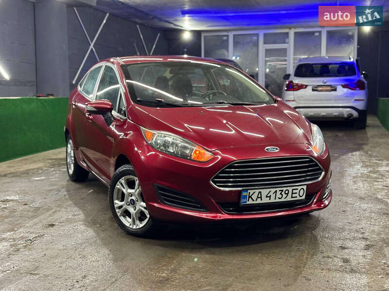 Седан Ford Fiesta 2014 в Киеве
