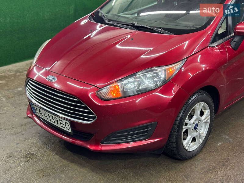 Седан Ford Fiesta 2014 в Киеве