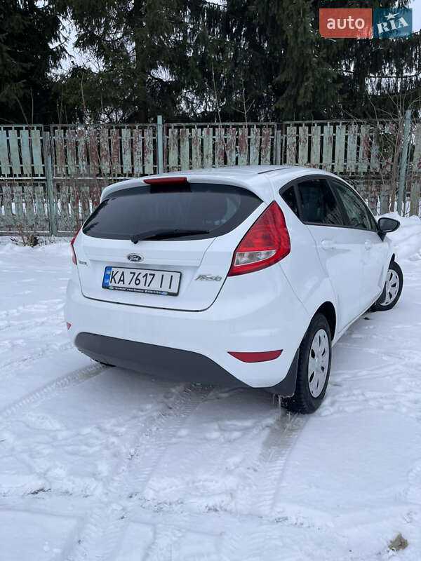 Хетчбек Ford Fiesta 2011 в Стрию фото 2 Хетчбек Ford Fiesta 2011 в Стрию
