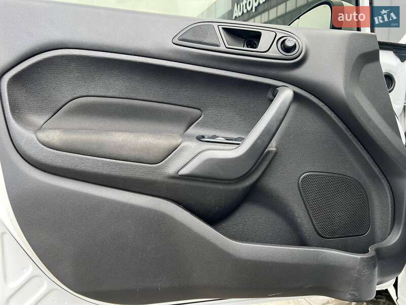 Хэтчбек Ford Fiesta 2018 в Львове