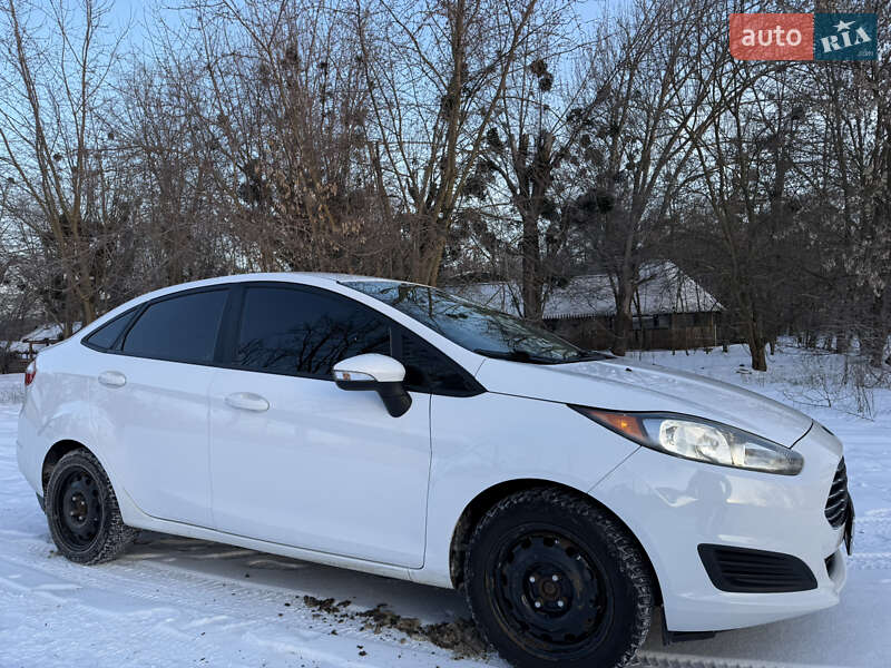 Седан Ford Fiesta 2014 в Змиеве фото 14 Седан Ford Fiesta 2014 в Змиеве