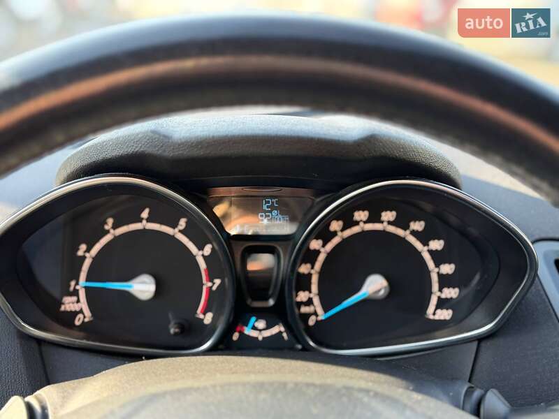 Хетчбек Ford Fiesta 2014 в Львові