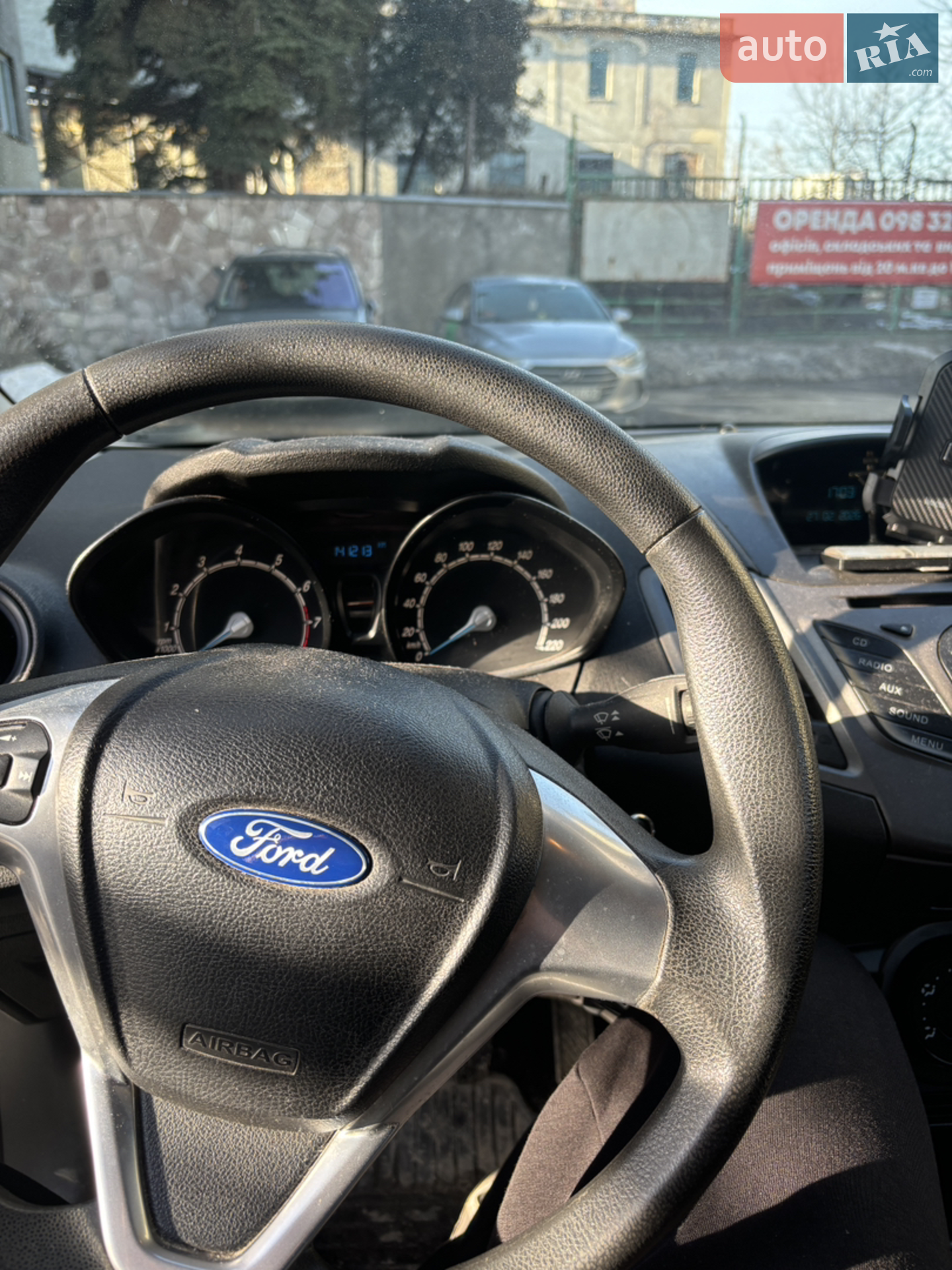2012 Ford Fiesta - мініатюра 4