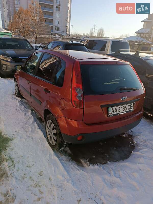 Хетчбек Ford Fiesta 2006 в Києві
