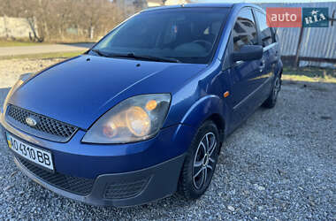 Хетчбек Ford Fiesta 2006 в Виноградові