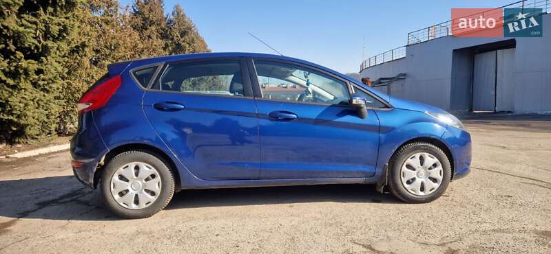 Хетчбек Ford Fiesta 2009 в Львові