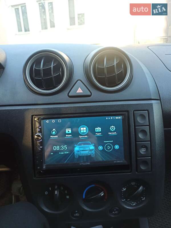 Хэтчбек Ford Fiesta 2005 в Николаеве