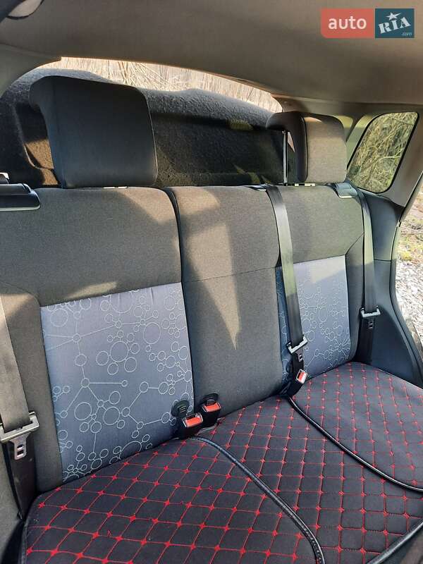 Хетчбек Ford Fiesta 2008 в Дніпрі