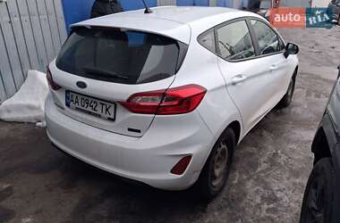 Хэтчбек Ford Fiesta 2018 в Киеве