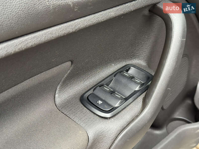 Хэтчбек Ford Fiesta 2019 в Николаеве фото 18 Хэтчбек Ford Fiesta 2019 в Николаеве