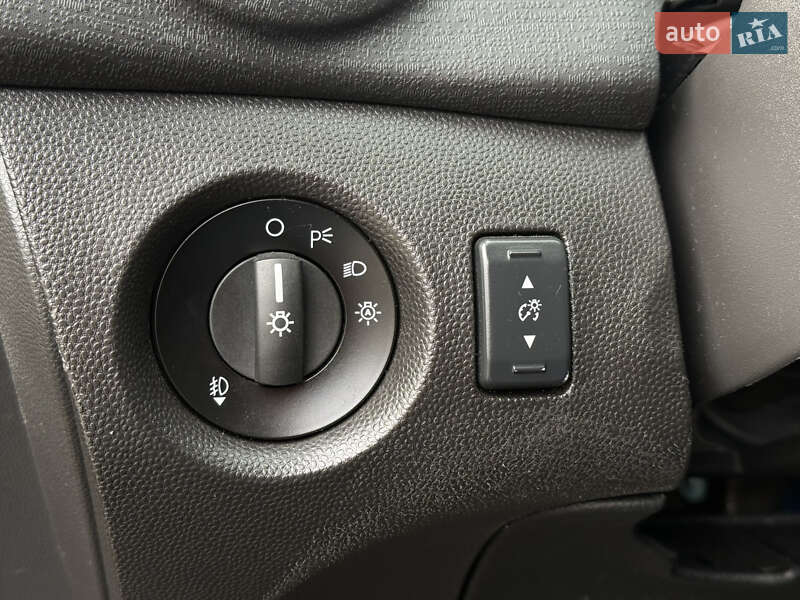 Хэтчбек Ford Fiesta 2019 в Николаеве фото 19 Хэтчбек Ford Fiesta 2019 в Николаеве