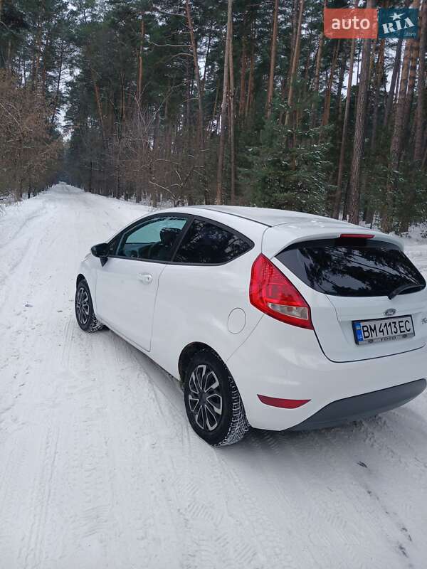 Хетчбек Ford Fiesta 2010 в Сумах фото 4 Хетчбек Ford Fiesta 2010 в Сумах