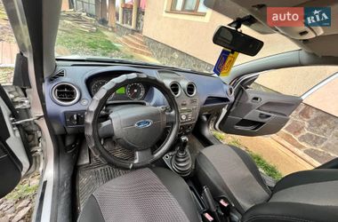 Хэтчбек Ford Fiesta 2007 в Ужгороде