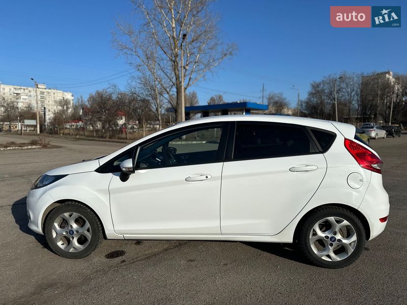 Хетчбек Ford Fiesta 2012 в Запоріжжі