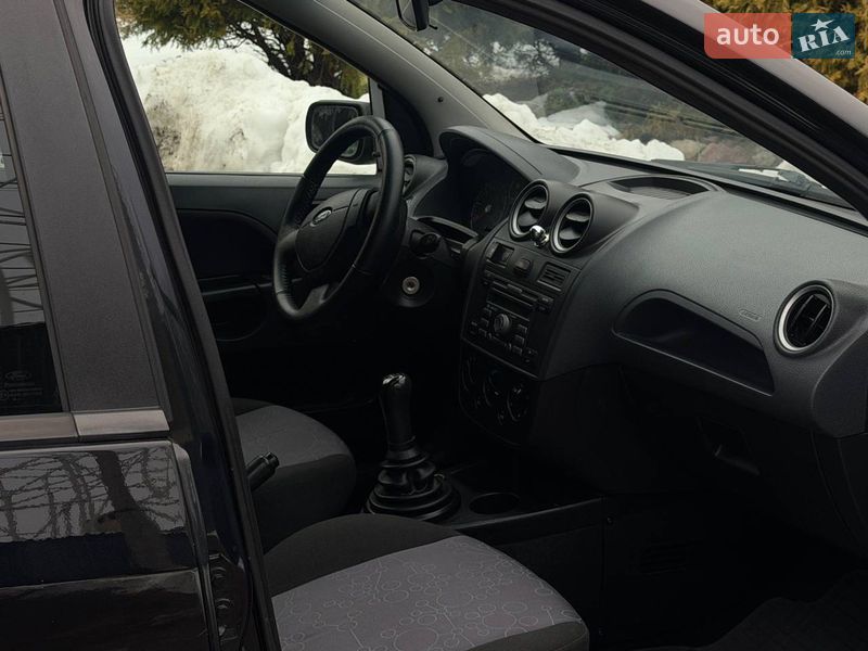 Хетчбек Ford Fiesta 2007 в Прилуках