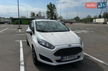 Седан Ford Fiesta 2018 в Киеве