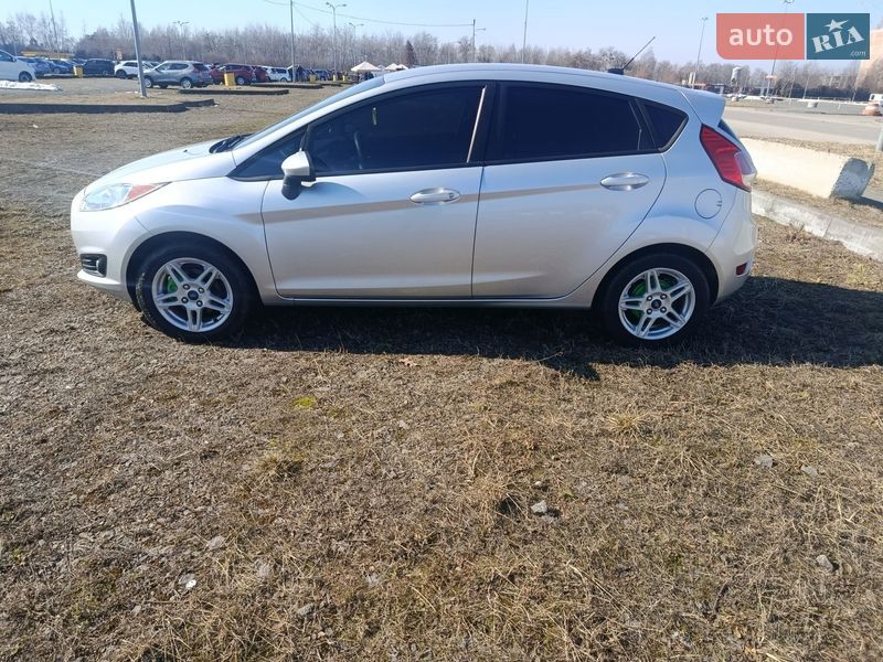 Хэтчбек Ford Fiesta 2018 в Львове