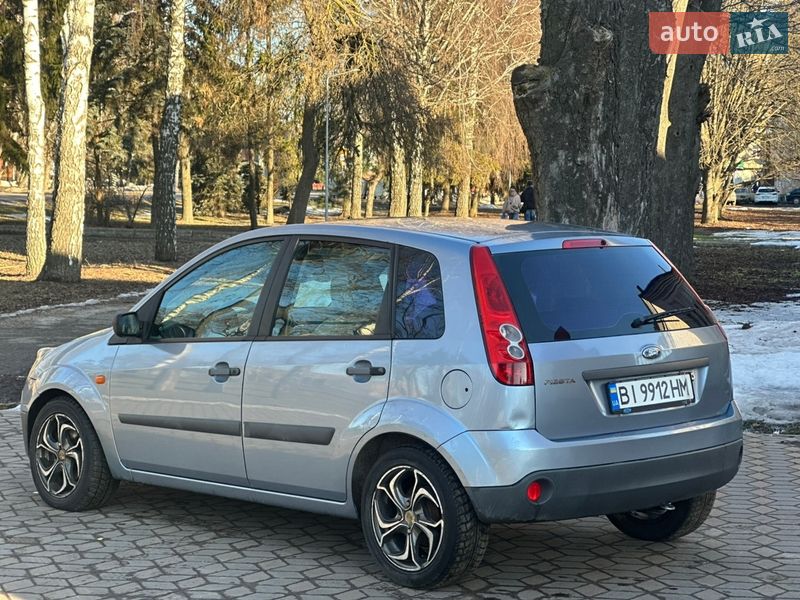 Хетчбек Ford Fiesta 2007 в Лубнах
