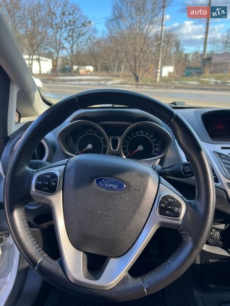 Седан Ford Fiesta 2012 в Харькове