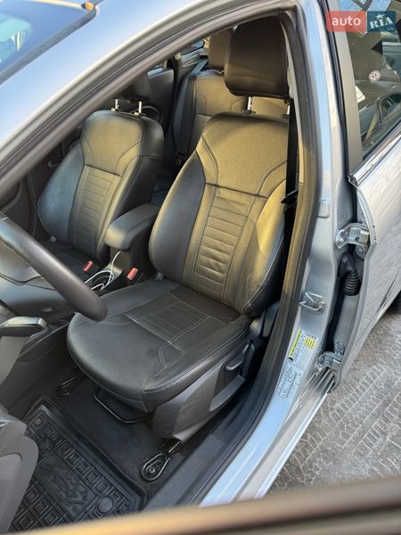 Седан Ford Fiesta 2014 в Києві