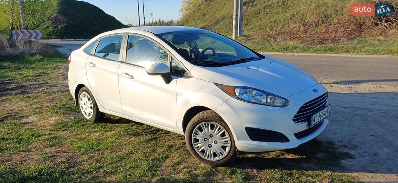 Седан Ford Fiesta 2018 в Києві
