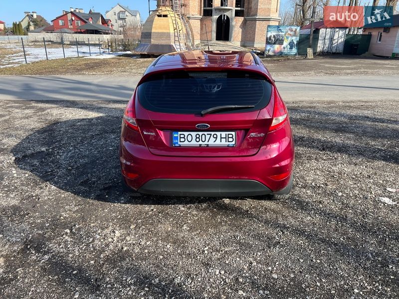 Хэтчбек Ford Fiesta 2011 в Тернополе