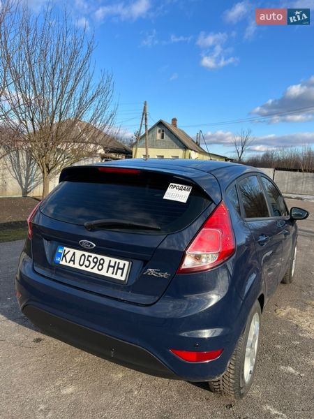 Хэтчбек Ford Fiesta 2015 в Киеве фото 5 Хэтчбек Ford Fiesta 2015 в Киеве