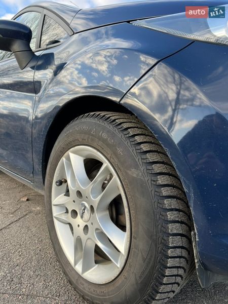 Хэтчбек Ford Fiesta 2015 в Киеве фото 15 Хэтчбек Ford Fiesta 2015 в Киеве