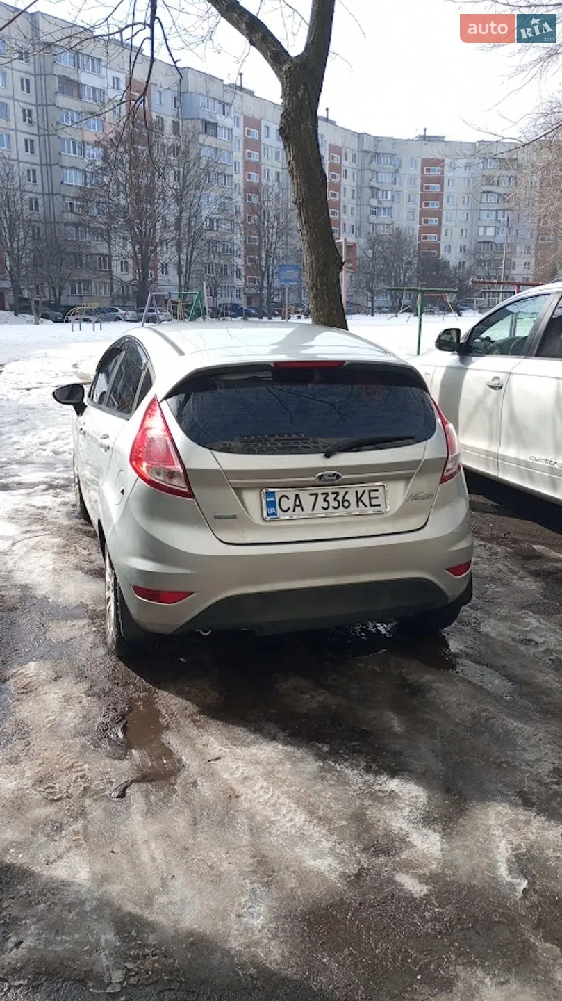 2013 Ford Fiesta - мініатюра 6