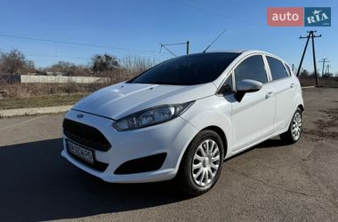 Хэтчбек Ford Fiesta 2017 в Смеле