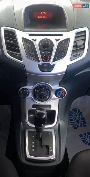 Хэтчбек Ford Fiesta 2011 в Львове
