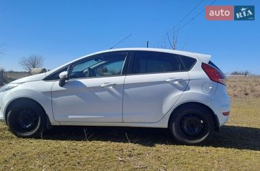 Хэтчбек Ford Fiesta 2013 в Никополе