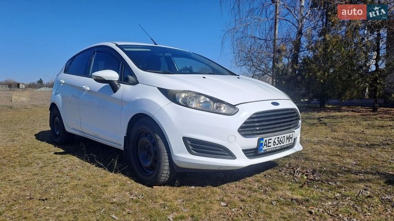 Хетчбек Ford Fiesta 2013 в Нікополі