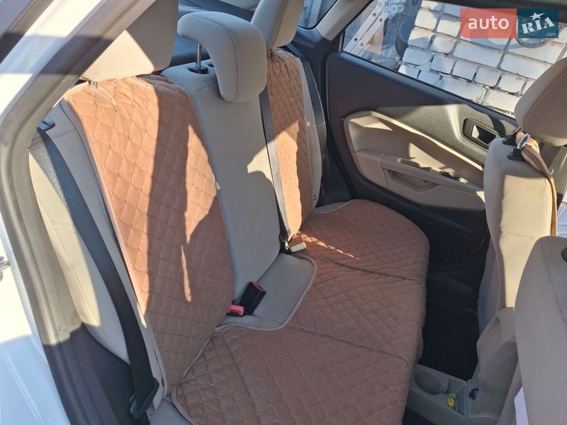 Седан Ford Fiesta 2018 в Днепре