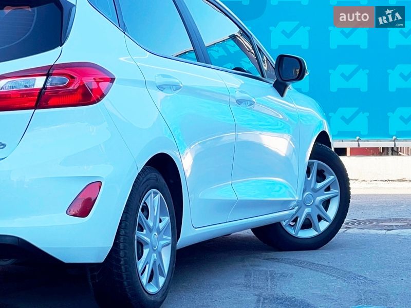 Хэтчбек Ford Fiesta 2018 в Киеве