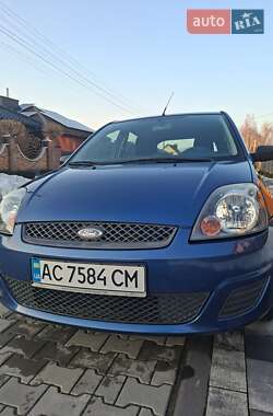 Хэтчбек Ford Fiesta 2007 в Луцке