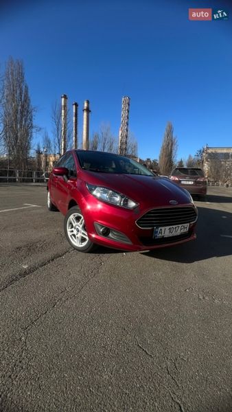 Хетчбек Ford Fiesta 2017 в Києві