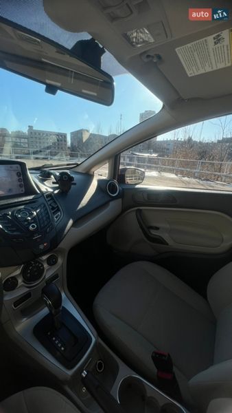 Хетчбек Ford Fiesta 2017 в Києві